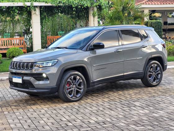 JEEP COMPASS 1.3 T270 TURBO FLEX LIMITED AT6 JEEP COMPASS 1.3 T270 TURBO FLEX LIMITED AT6